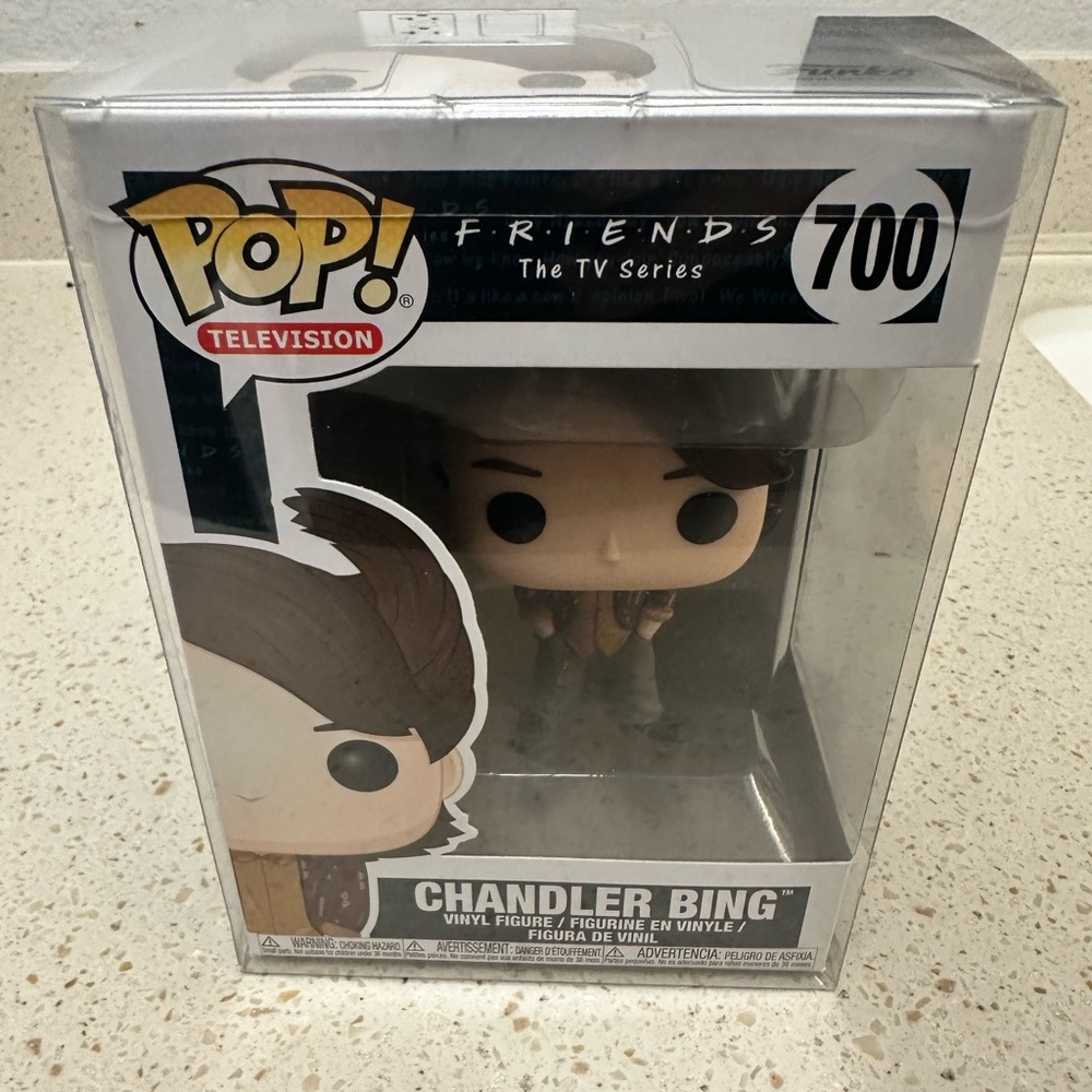 Chandler Bing, Funko Pop, Friends, 700 - Picture 1 of 3